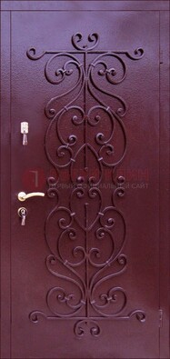 Бордовая металлическая дверь с ковкой ДК-21 в кирпичный дом в Тамбове