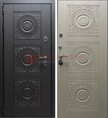 Темная стальная дверь с МДФ ДМ-161 для коттеджа в Тамбове