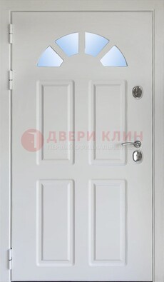 Белая стальная дверь МДФ со стеклом для дома ДС-37 в Тамбове
