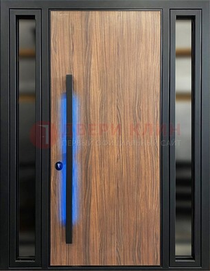 Коричневая металлическая дверь со стеклом ДС-69 в Тамбове