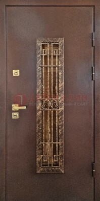 Металлическая дверь с порошковым напылением со стеклом и ковкой ДСК-110 в Тамбове
