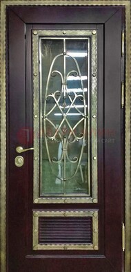 Темная уличная дверь порошок со стеклом и ковкой ДСК-167 в Люберцах
