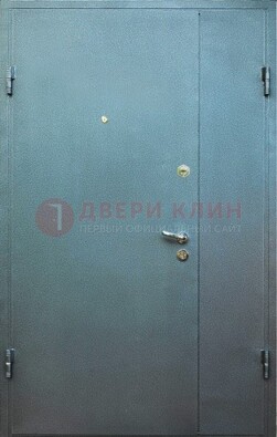 Серая тамбурная дверь ДТМ-34 в Куровском