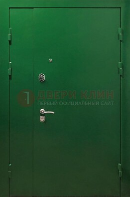Зеленая распашная тамбурная дверь Порошок ДТМ-47 в Тамбове