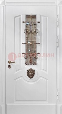 Белая металлическая дверь с виноритом и стеклом с ковкой ДВТ-165 в Тамбове