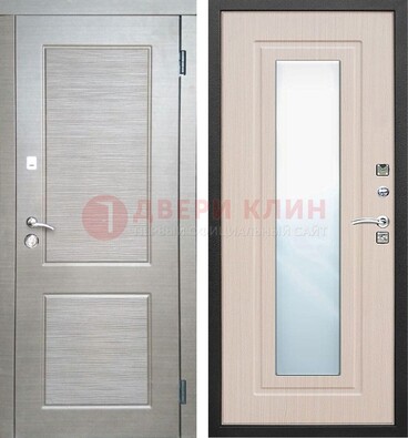 Светлая металлическая филенчатая дверь и МДФ Белый дуб с зеркалом ДЗ-104 в Ярославле