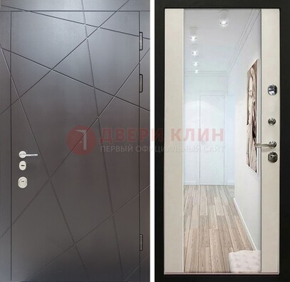 Железная коричневая дверь со светлой МДФ внутри и зеркалом ДЗ-125 в Тамбове