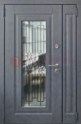 Серая стальная дверь Винорит со стеклом и ковкой ПЛ-29 в Тамбове